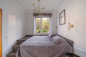 1 chambre, bureau, fer et planche à repasser, Wi-Fi