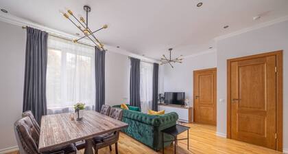 Stylish 1-bedroom apartment – 100m to the beach