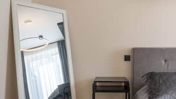 1 chambre, bureau, fer et planche Ă  repasser, Wi-Fi