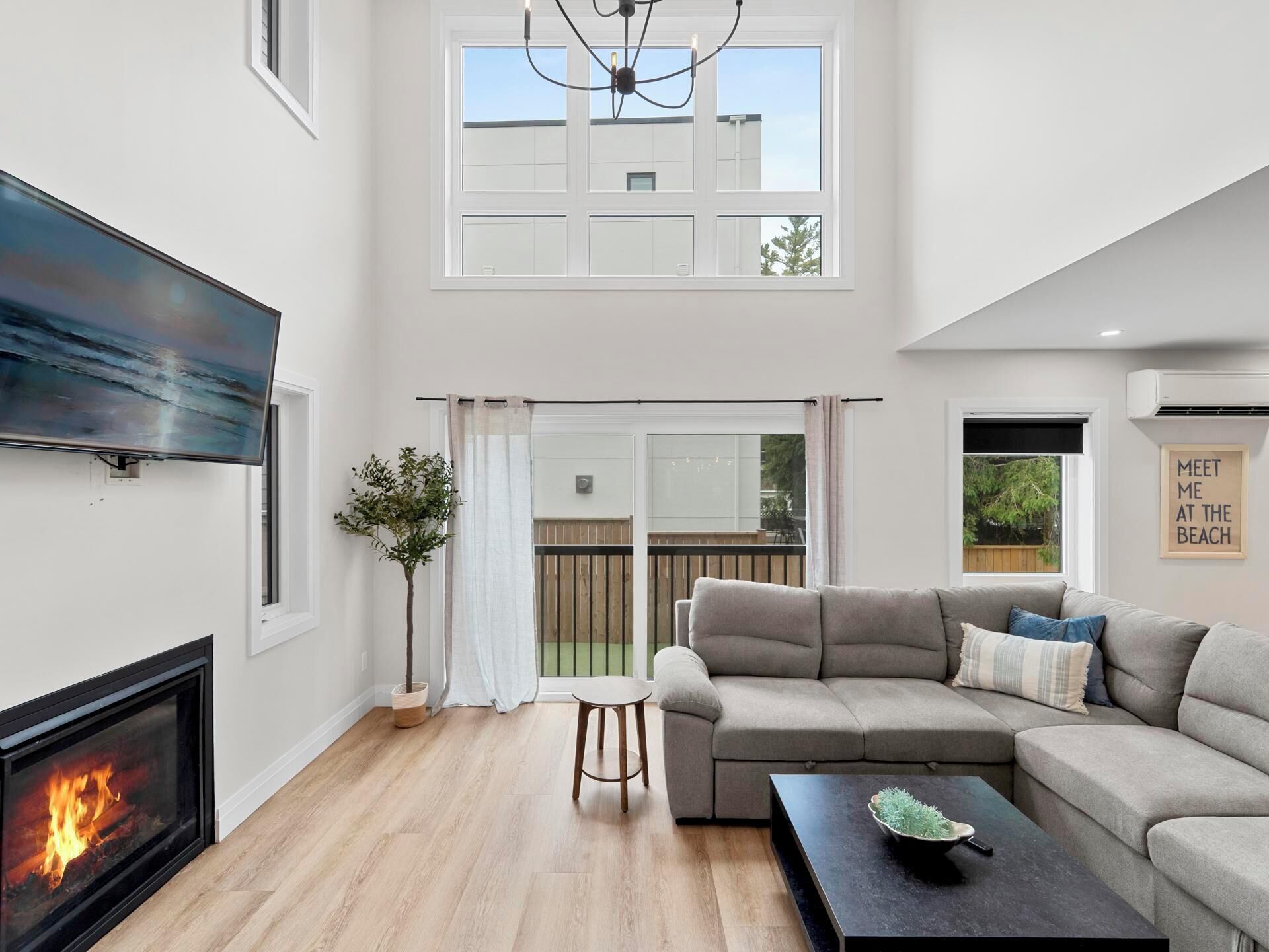 TV, fireplace, table tennis