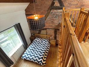 3 عدّة غرف نوم وبديكورات فريدة لكل غرفة وطراز فريد لكل وحدة