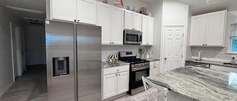 Microwave, oven, stovetop, dishwasher