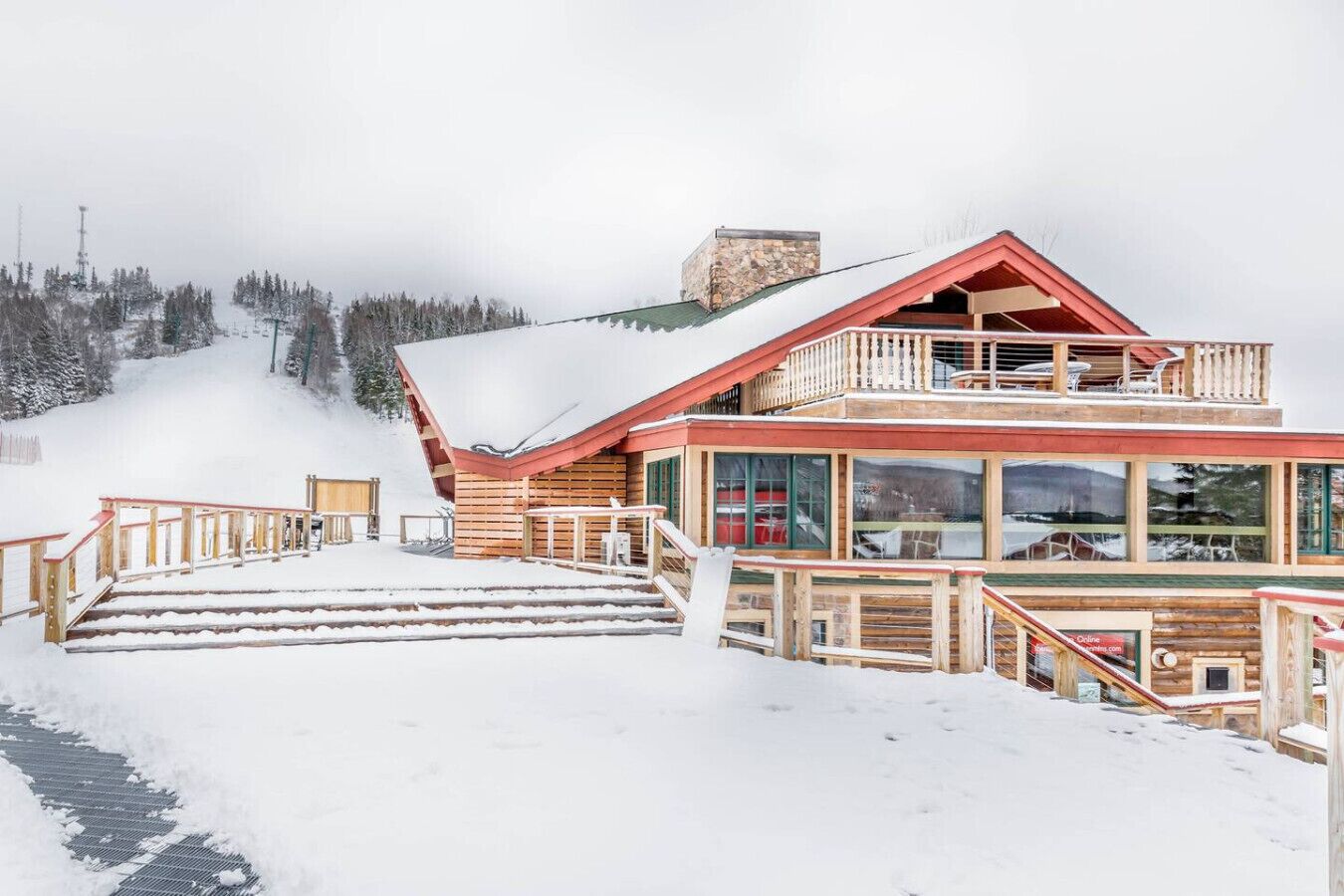 المنشأة من الخارج