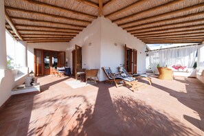 Terrace/patio - Villa 'Valle Canale Grande' with Sea View, Private Terrace and Wi-Fi (Lipari)