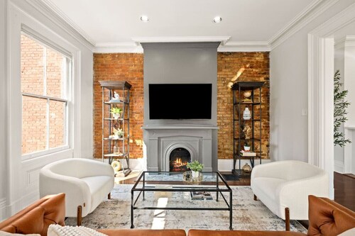 Lux 4BR Retreat w Hot Tub and Patio Near OTR / DT