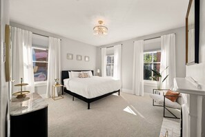 4 bedrooms, iron/ironing board, WiFi, bed sheets