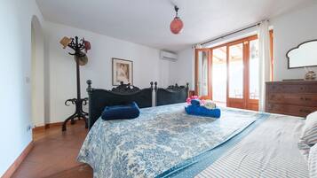 1 chambre, fer et planche Ă  repasser, Wi-Fi, draps fournis