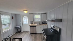 ميكروويف، فرن، موقد طهي مسطح، غسالة أطباق