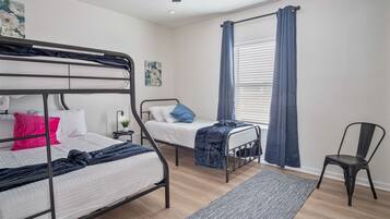 Rumah | 4 kamar tidur