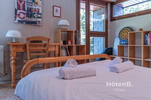 6 bedrooms, iron/ironing board, travel crib, WiFi