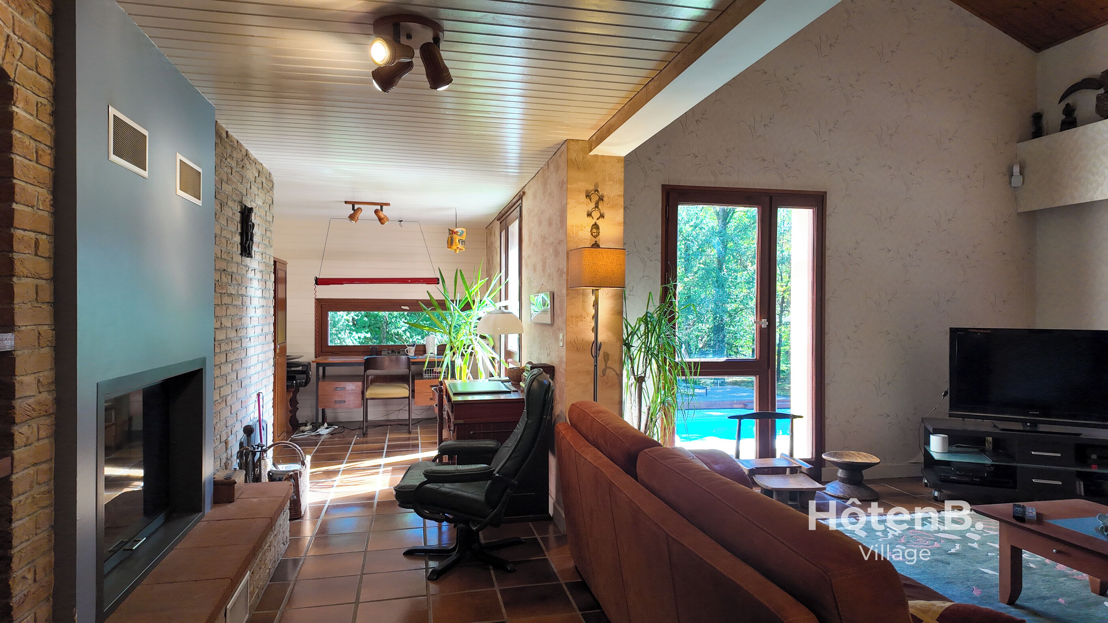 Fernseher, Kamin, DVD-Player, Tischtennisplatte