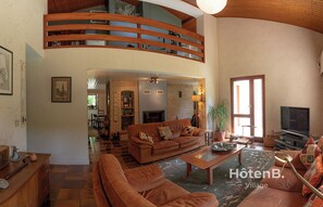 TV, fireplace, DVD player, table tennis