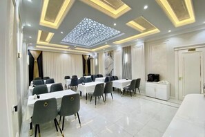 Restaurant - Isakhoja Hotel (Khiva)