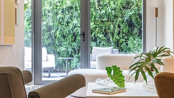 Smart TV 42 pulgadas con canales de televisión digitales