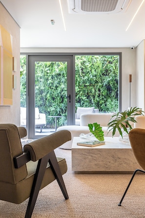 Smart TV 42 polegadas com canais digitais