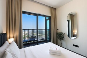 1 bedroom, iron/ironing board, internet, bed sheets