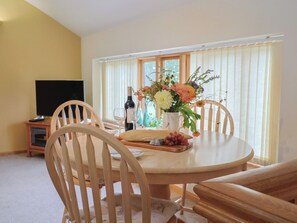 Dining - The Granary (Axminster)