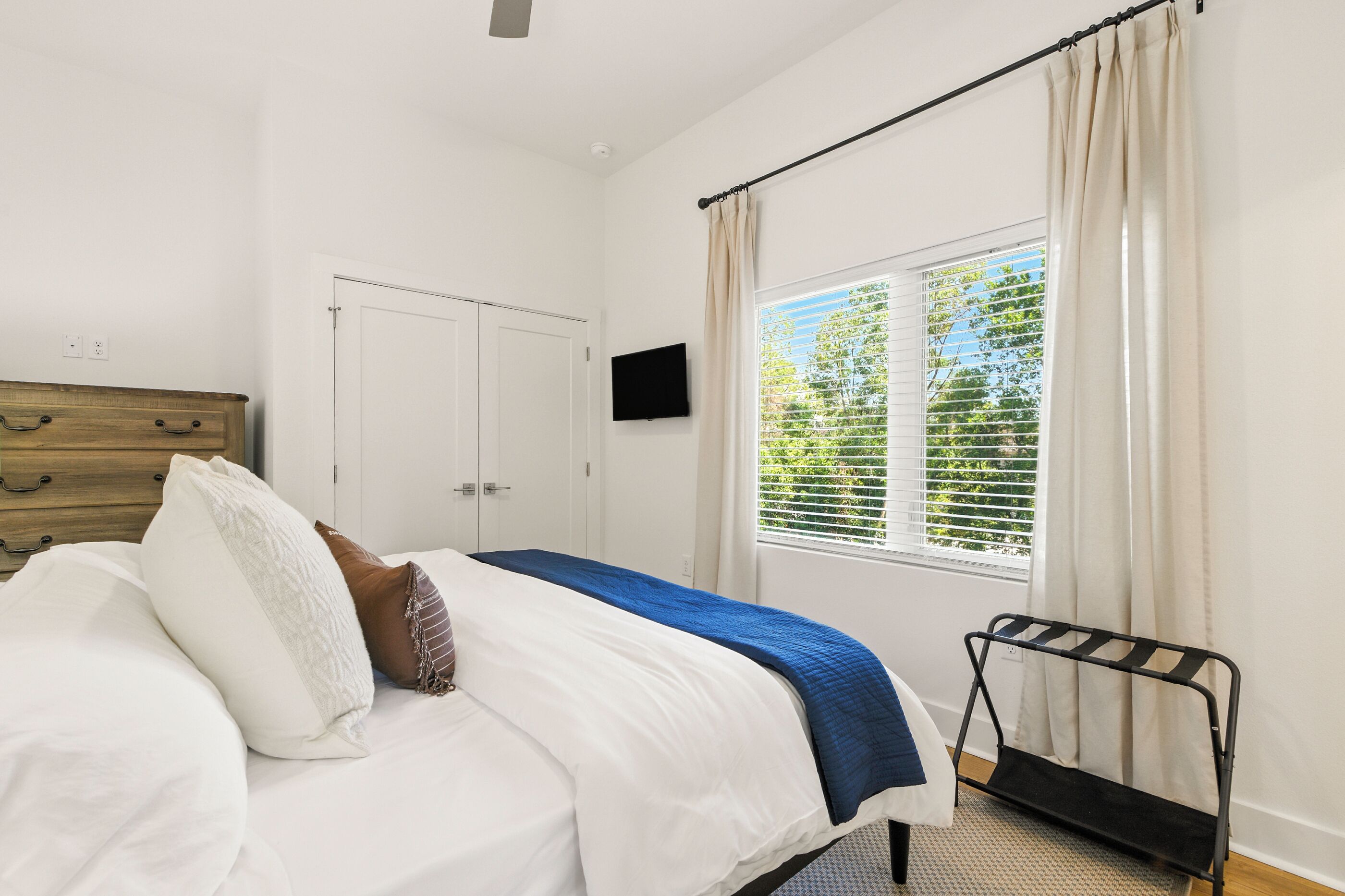 3 chambres, bureau, fer et planche à repasser, Wi-Fi gratuit