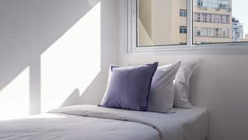 Iron/ironing board, free WiFi, bed sheets