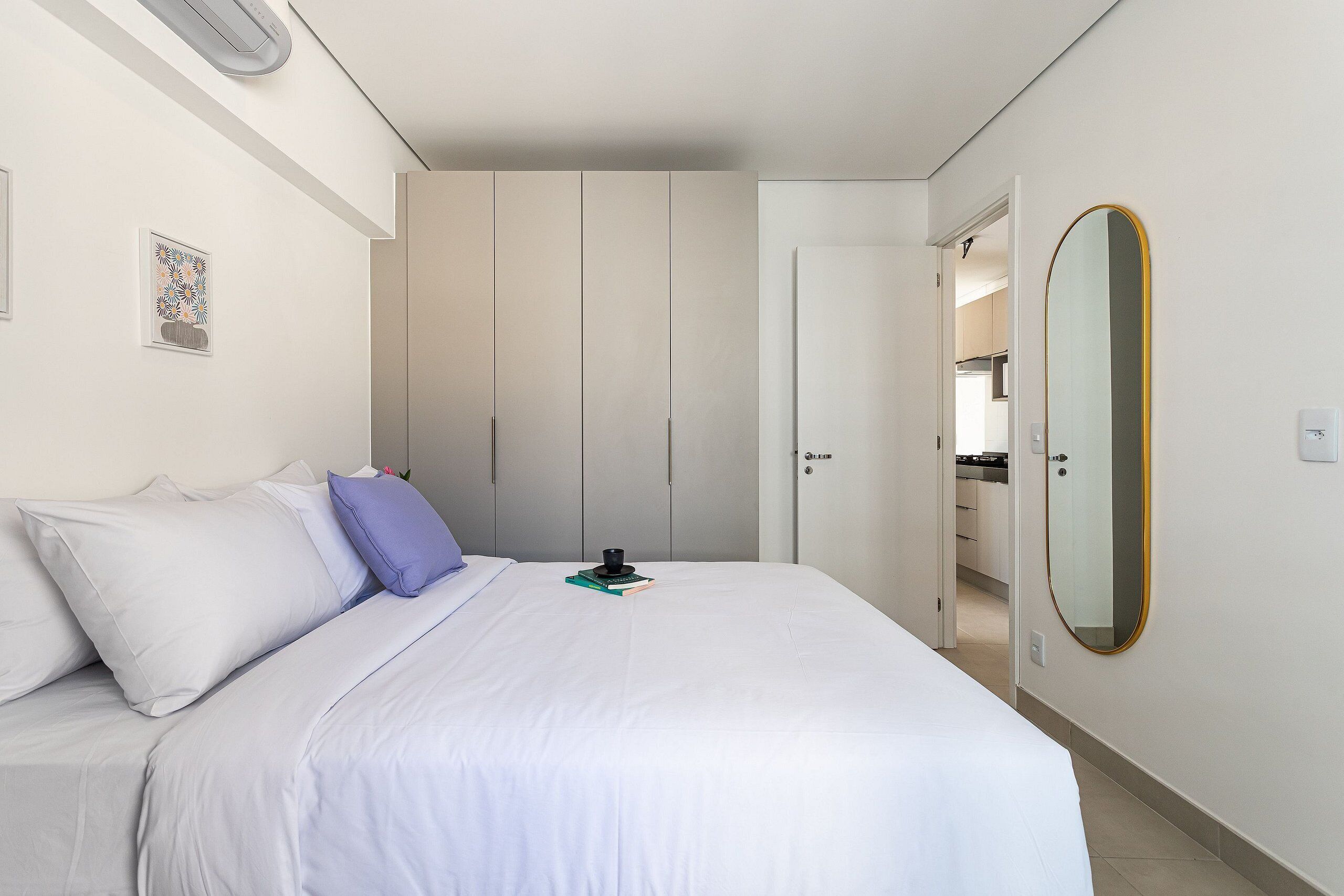 Ferros/tábuas de passar roupa, Wi-Fi de cortesia, roupa de cama