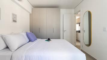 Ferros/tábuas de passar roupa, Wi-Fi de cortesia, roupa de cama