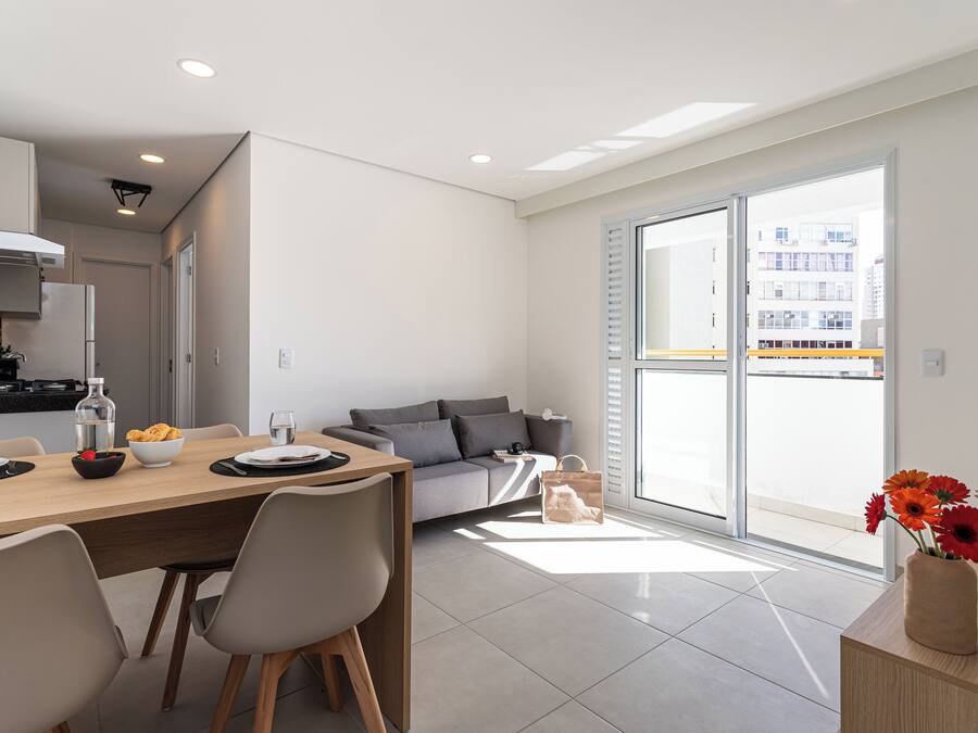 40-inch Smart TV with digital channels