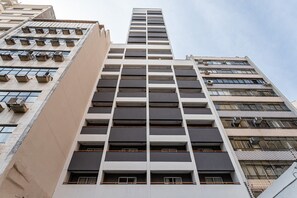 Exterior - Aurora - Prédio novíssimo e completo no coração do Centro, com piscina e academia ao lado do metrô República (São Paulo)