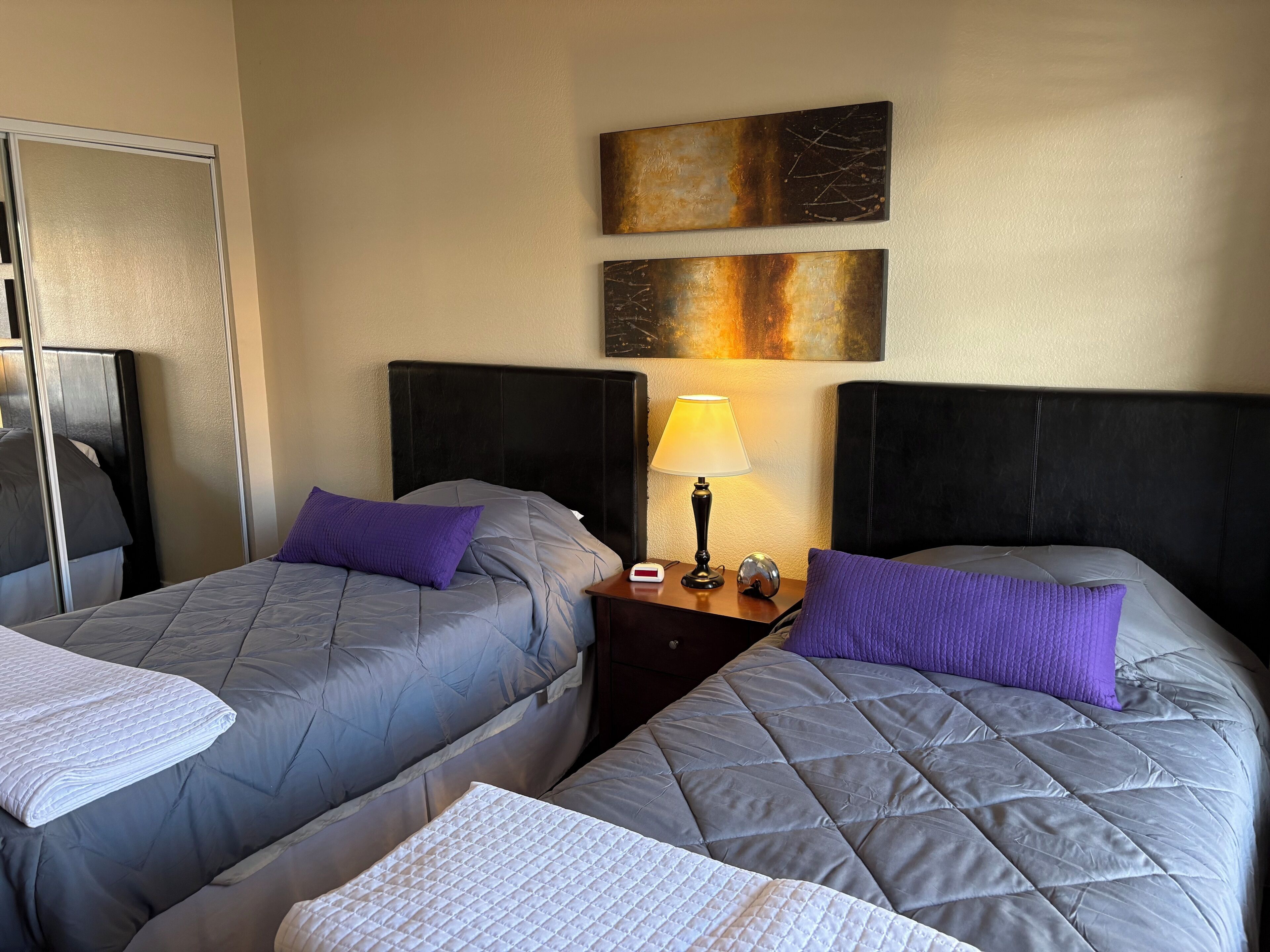 2 bedrooms, iron/ironing board, WiFi, bed sheets