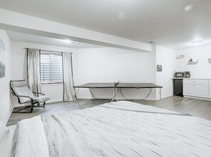 3 Schlafzimmer, Bügeleisen/Bügelbrett, WLAN, Bettwäsche
