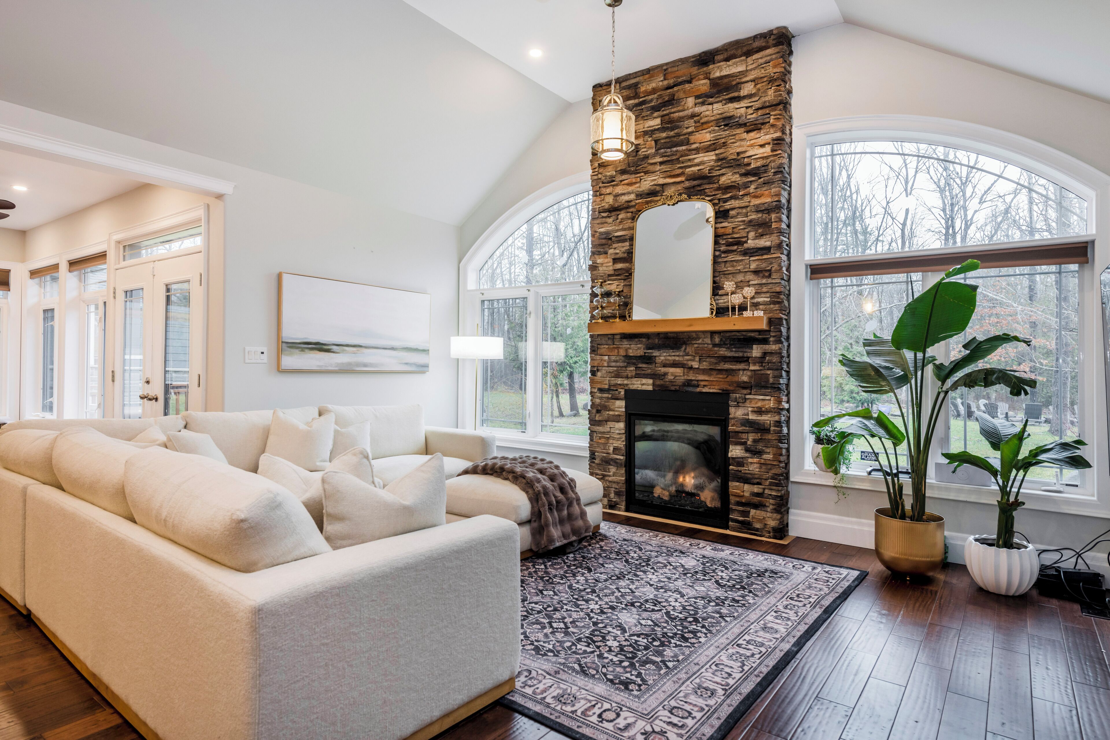 Smart-TV, peis, videospill og fotballspill