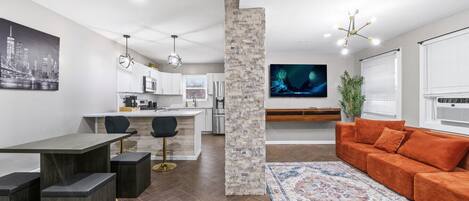 TV, peis og videospill