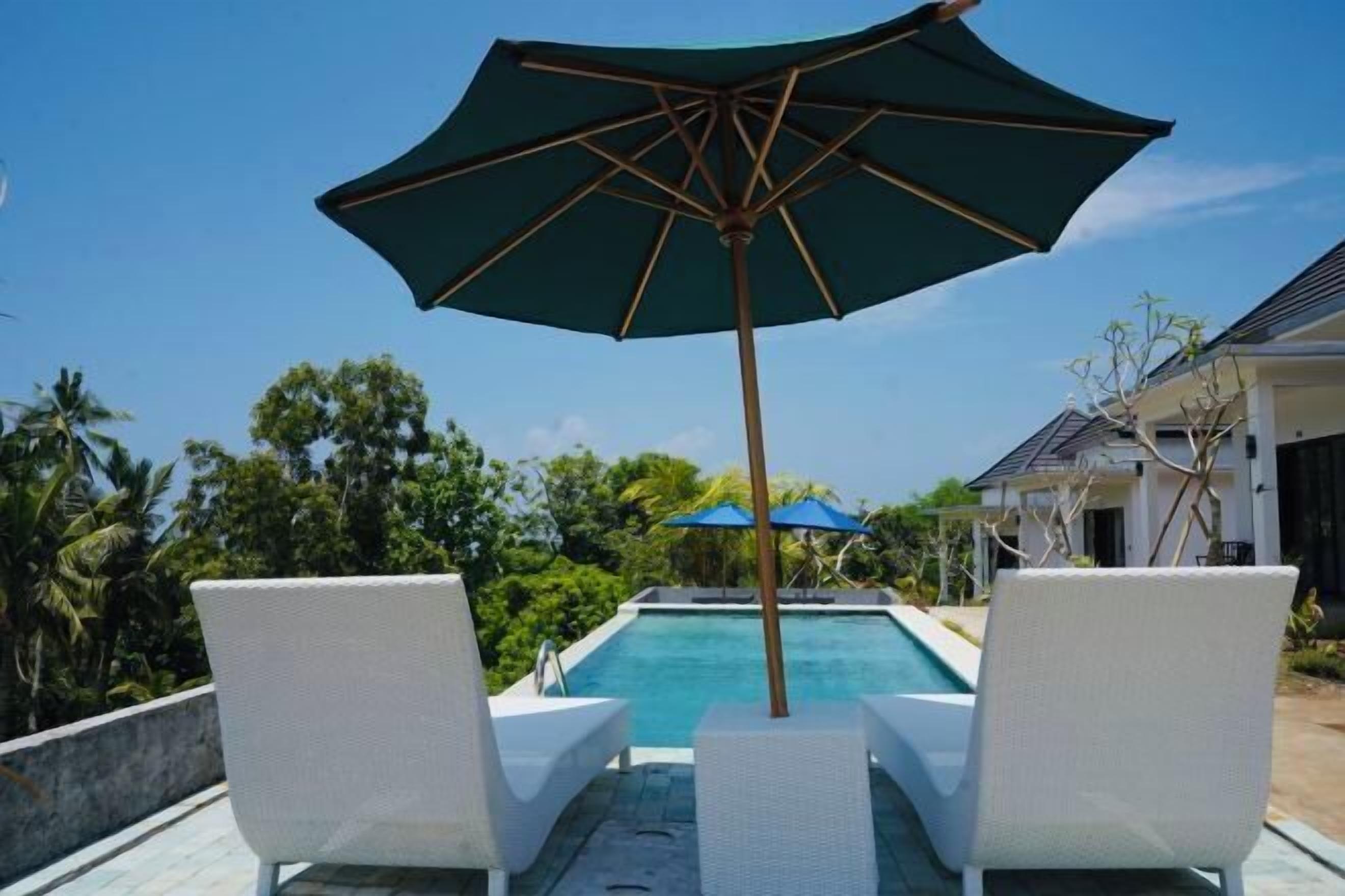 Piscina a l'aire lliure