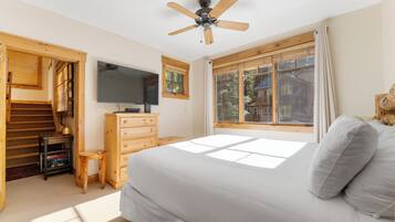 Studio (3 Bedrooms) | Exterior