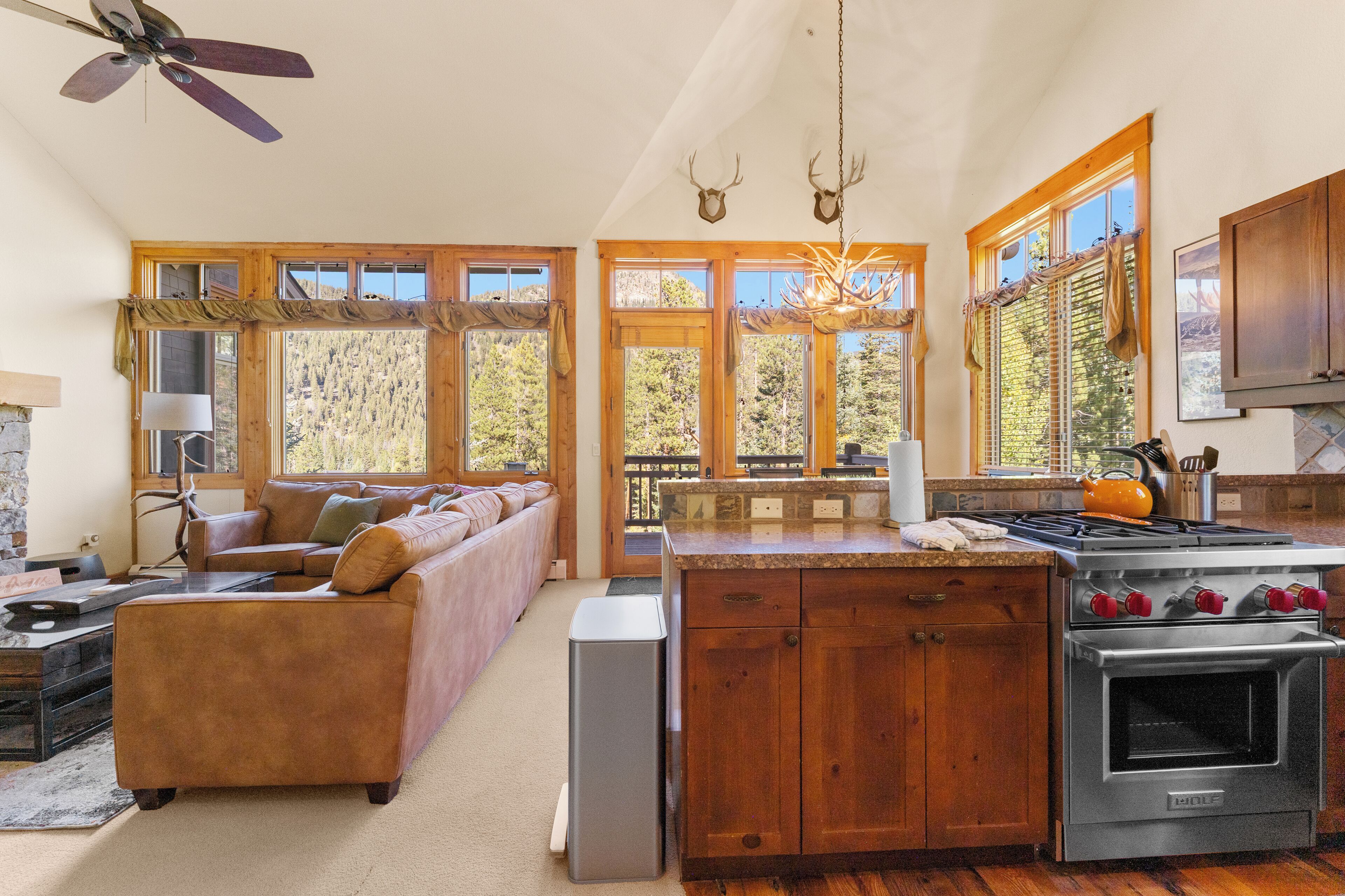 Studio (3 Bedrooms) | Exterior