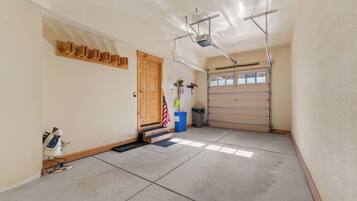 Studio (3 Bedrooms) | Exterior