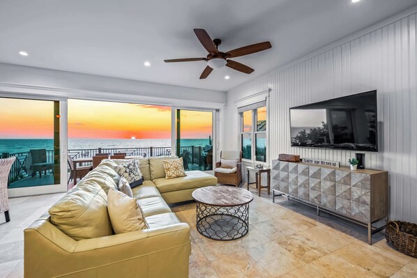 Téléviseur, bureau