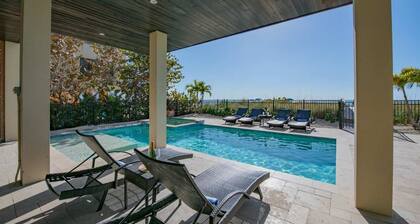 Beach Side Paradise - Luxury Home on the Beach