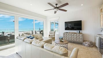 Televisión, oficina