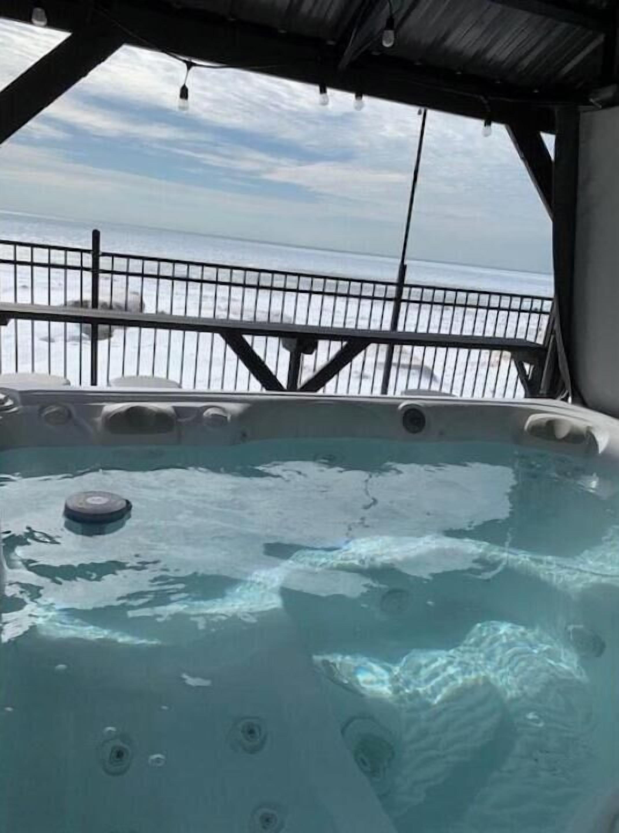 Bain à remous extérieur