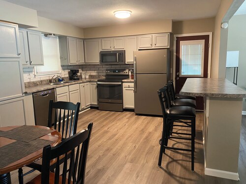 Riverside Retreat in lovely Jefferson City