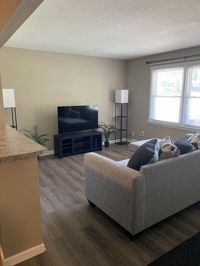Riverside Retreat in lovely Jefferson City