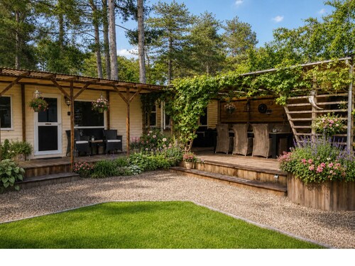 Cozy chalet with garden, terrace and fireplace
