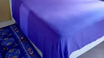 Iron/ironing board, free WiFi