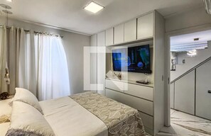 4 bedrooms, internet - Apartment in Guarujá, 7 minutes from the beach (Guarujá)