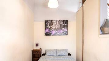 1 chambre, ameublement personnalisé