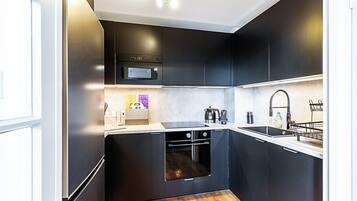 Fridge, microwave, oven, dishwasher