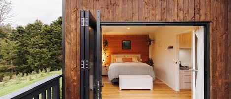 1 dormitori i roba de llit