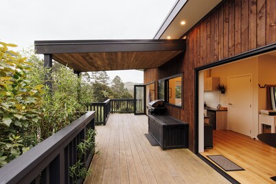 Hidden Springs Retreat - Karangahake Mountain View