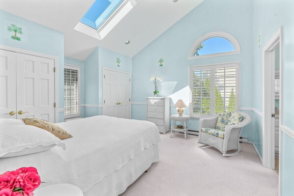 3 chambres, fer et planche à repasser, accès au Wi-Fi (inclus)