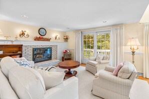 TV connectée, cheminée